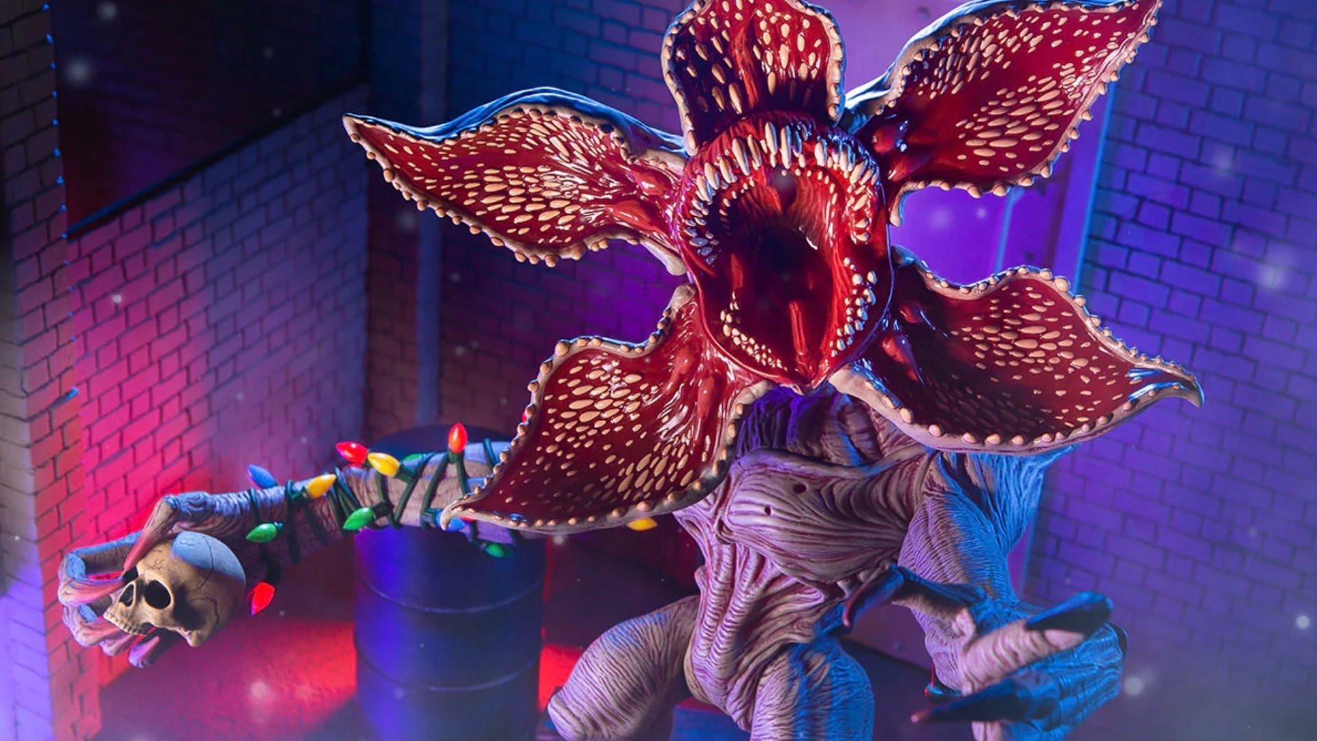ネットフリックス Stranger Things ホラー Demogorgon What Exactly Is A Demogorgon? Stranger Things' First Monster