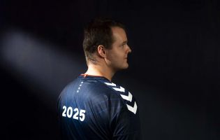Astralis has signed an extension with Xyp9x