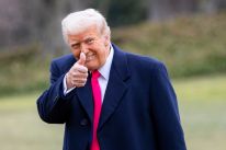 media/03/trumpdead_4650393t.jpg
