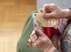 Europeans fear state pensions are unsustainable but reject reform options, poll shows