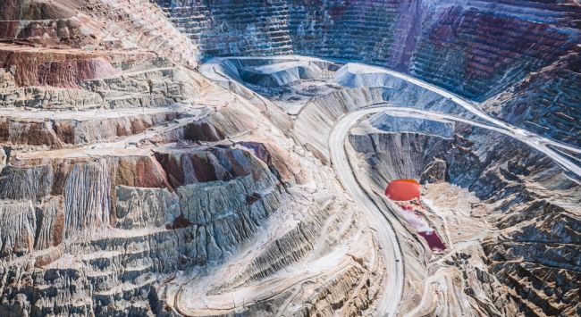 Trump escalates trade dispute with tariff hike on copper
