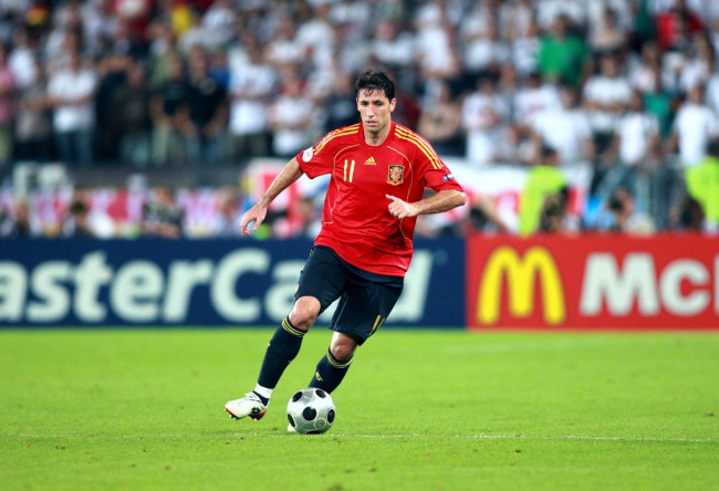 World Cup champion Joan Capdevila asks for help after being denied ESTA to watch Spain vs. Argentina final