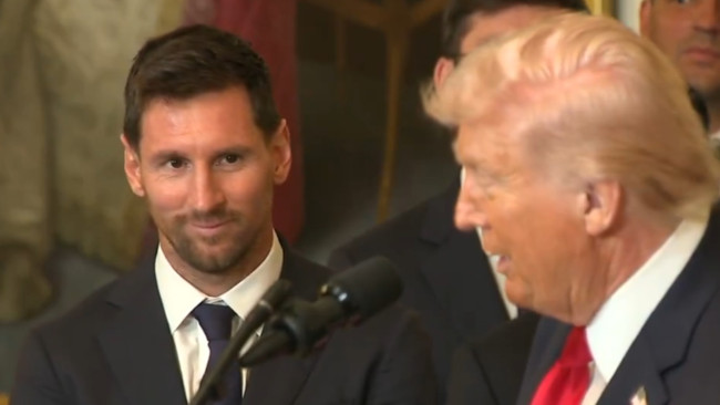 Leo Messi visits Donald Trump in the White House: His face when he mentions Ronaldo