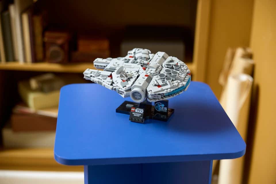 Lego has announced a pocket-sized Millennium Falcon model - - Vimarsana News