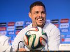 Ronaldo Naz&aacute;rio announces plan to preside Brazil Football Confederation and sell Real Valladolid