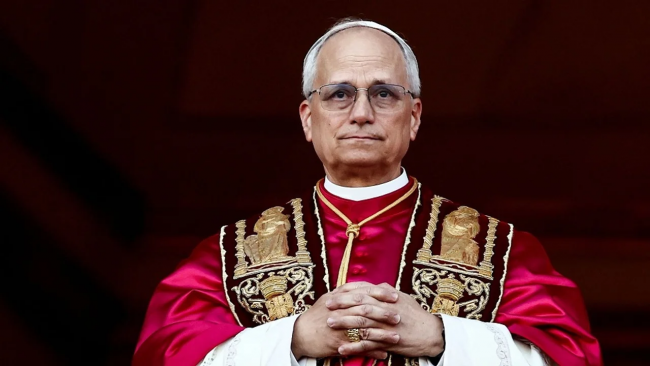 Pope Leo XIV, in his first visit to Spain, reveals he supports Real Madrid