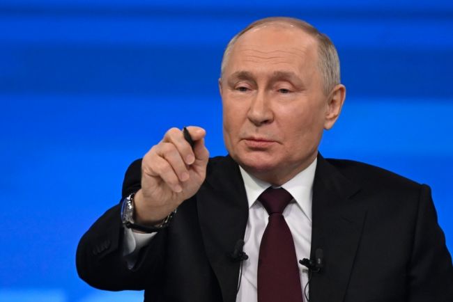 Kremlin signals openness to Ukraine peace but warns of complex path ahead