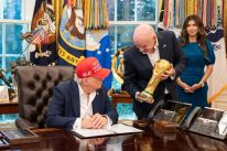 media/23/_4882373t.jpg