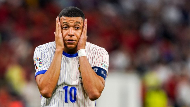 Mbappé comments on his ankle before France's match against Azerbaijan on Friday