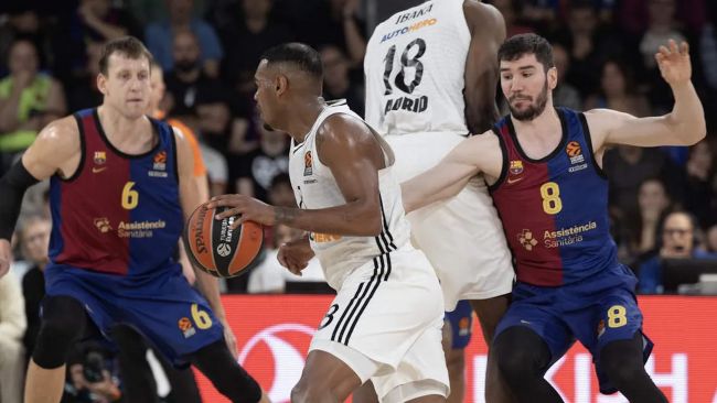 Real Madrid wins epic EuroLeague Clásico with a last second three-pointer and two extra times