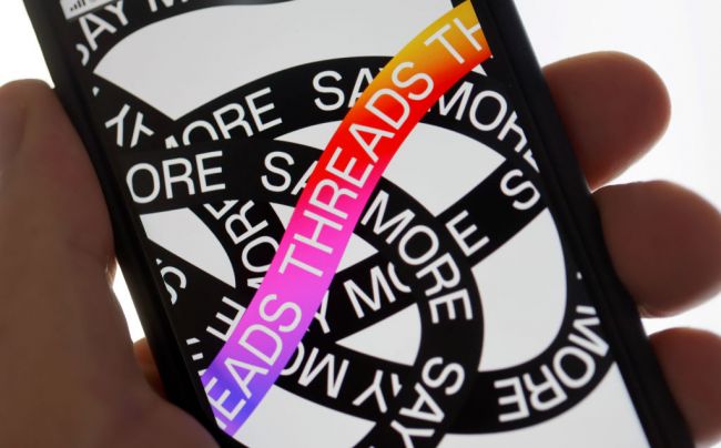 The Musk effect: X bleeds users while Threads takes off