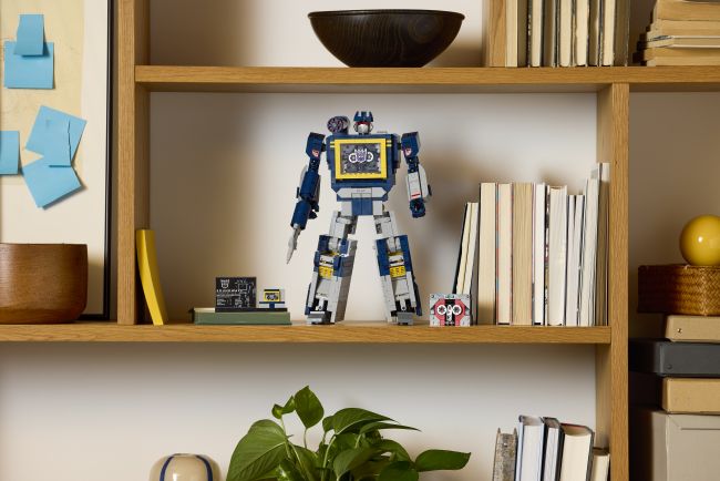 Transformers' Soundwave gets the Lego treatment