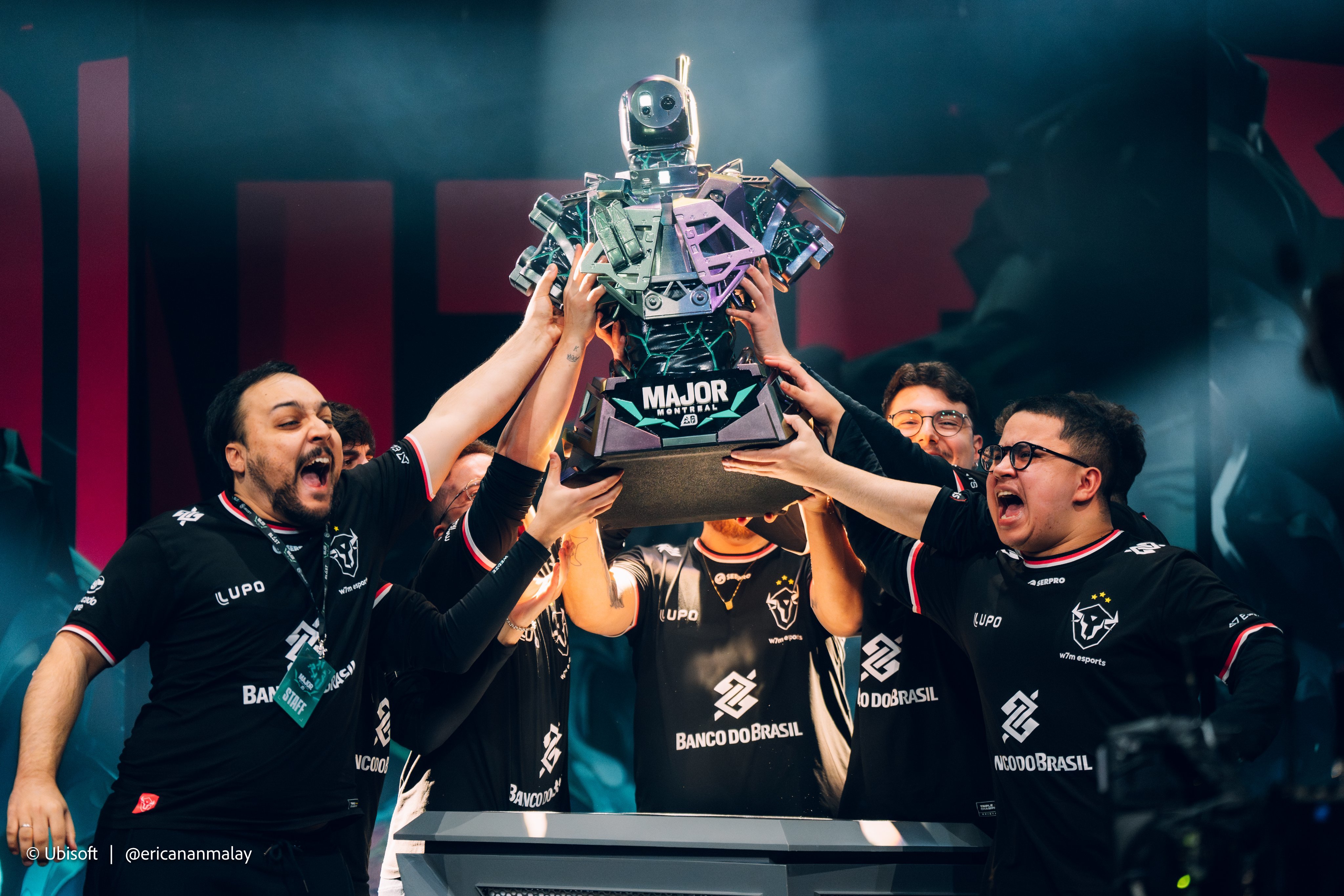 w7m esports are the Rainbow Six: Siege Montreal Major champions