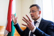 media/30/hungarianministeroffered_4863003t.png