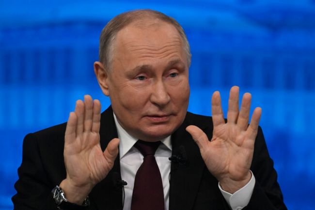 Putin declares Easter ceasefire in Ukraine