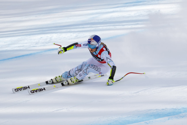 Lindsey Vonn suffers serious fall one week after suffering a torn ACL at the Winter Olympics