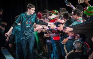 Schalke 04 confirms purchase of Elements LOL team