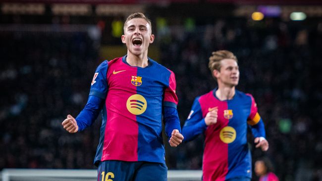 FC Barcelona mercilessly thrashes Valencia 7-1 and returns to fight for LaLiga