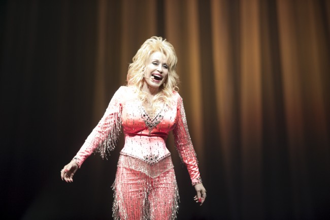 Dolly Parton's sister calms fans after asking for prayers for country megastar