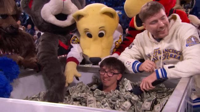 NBA All-Star had almost twice as many minutes devoted to ads than basketball, and fans can't stand it