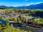 Porepunkah shooting: Two officers killed in rural Australian town