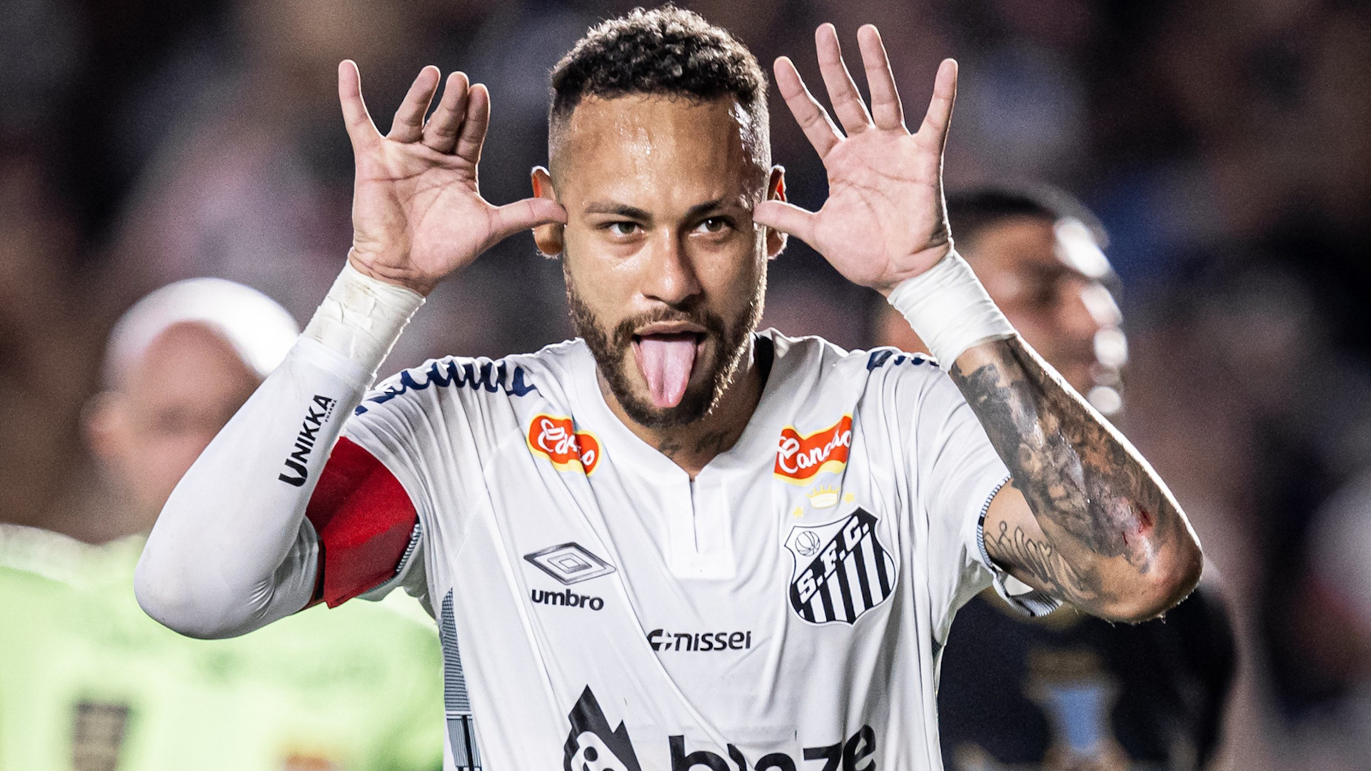 Neymar ends a 16-month goal drought with a penalty for Santos