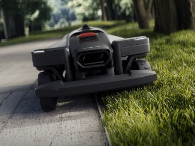 Roborock is now making the move from the living room to the lawn
