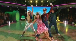 media/51/dancingstarsperformance_1335194t.jpg