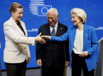 European leaders react to EU's Ukraine loan plan
