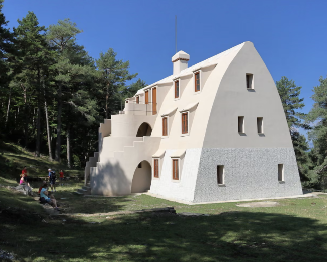 Spain uncovers new masterpiece by Gaudí: A century-old chalet hidden in the Catalan mountains