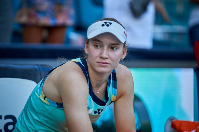 Elena Rybakina refused to take a photo with WTA CEO after beating Sabalenka in finals