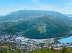 Strong earthquake rattles Russia's far east