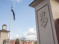 media/55/queensclub_4925533t.jpg