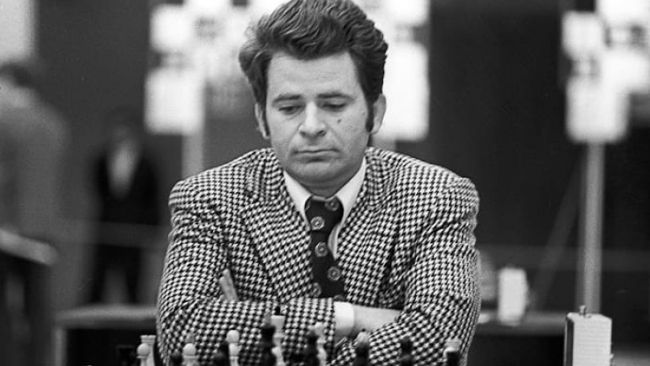Boris Spassky, Soviet chess world champion that lost the "match of the century", dies aged 88