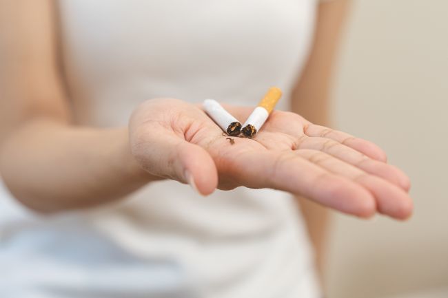 UK approves a lifetime ban on buying tobacco for everyone born before 2008, raising legal age to buy cigarettes every year
