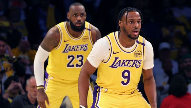 Bronny and LeBron James, father and son, make NBA history