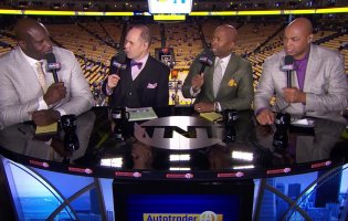 Shaq comments on NRG benching players during Inside NBA