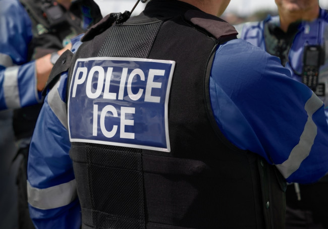 Trump administration broadens ICE powers to detain refugees