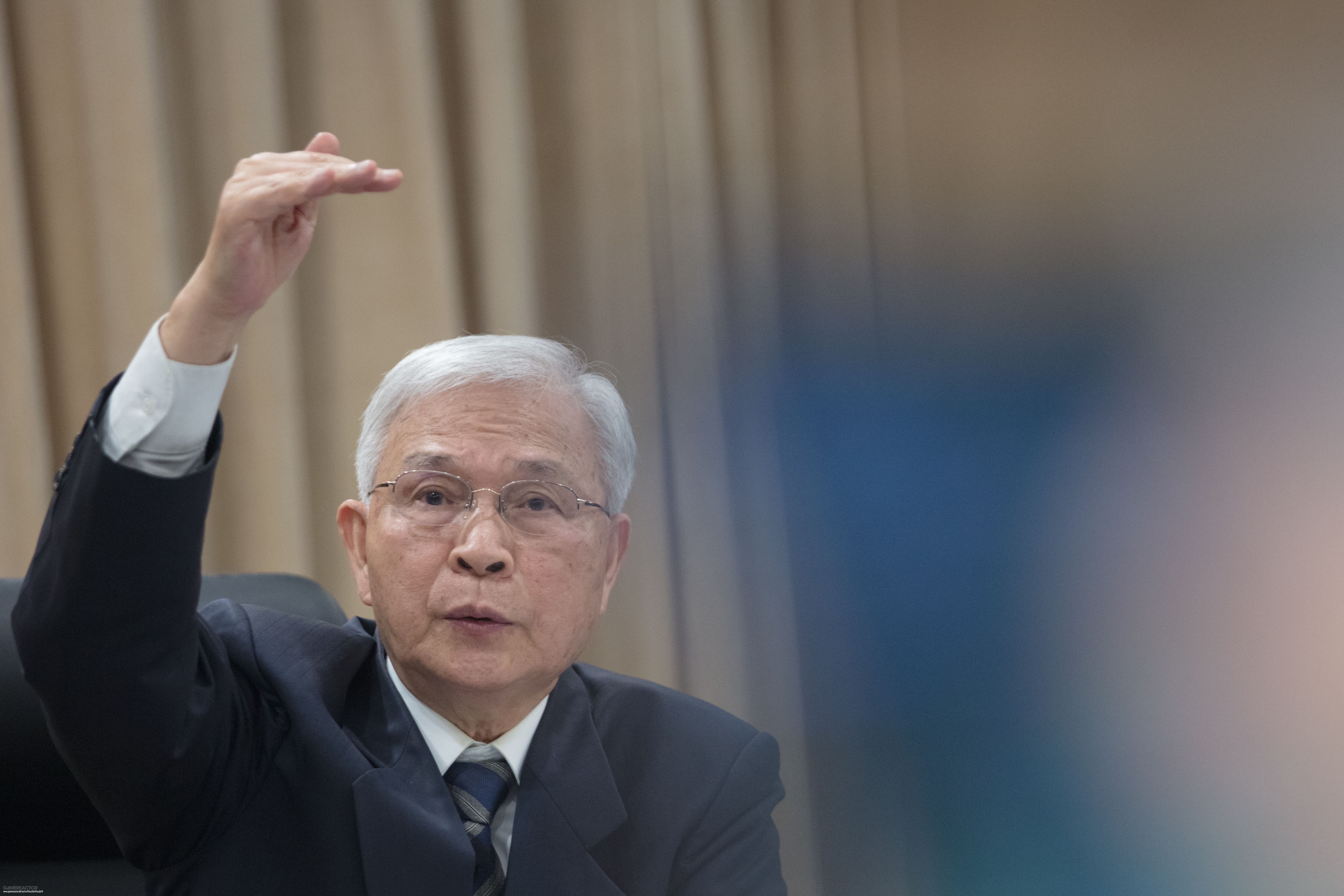 The Governor of the Central Bank of Taiwan warns of an AI bubble