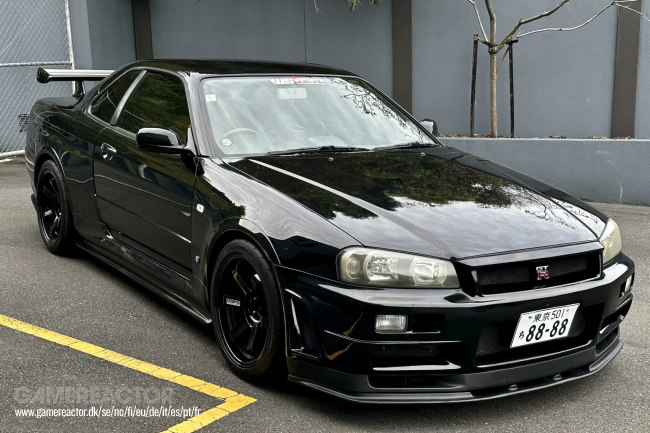 LOVE_FOX_05　Nismo Omori Factory R34 LOVE_FOX_05 Nismo Omori Factory R34 1/18 Ignition Model