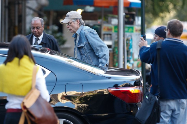 Stephen King warns about Trump on X