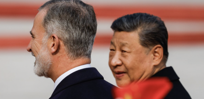 China and Spain meet to "work hand in hand"