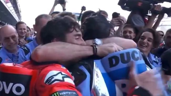 For the first time, two brothers top the podium in a motorcycling competition