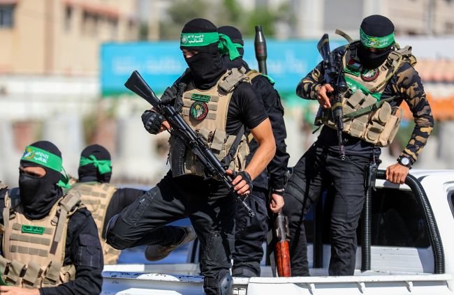 Hamas delays next hostage release scheduled for Saturday