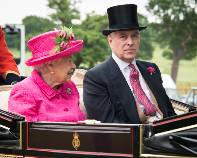 Probe into Prince Andrew deepens this Friday: Police are searching the royal mansion