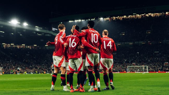 Manchester United could take four years before a return to former glory, says Paul Scholes