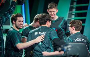 Report: Football club Schalke 04 to buy LOL team Elements