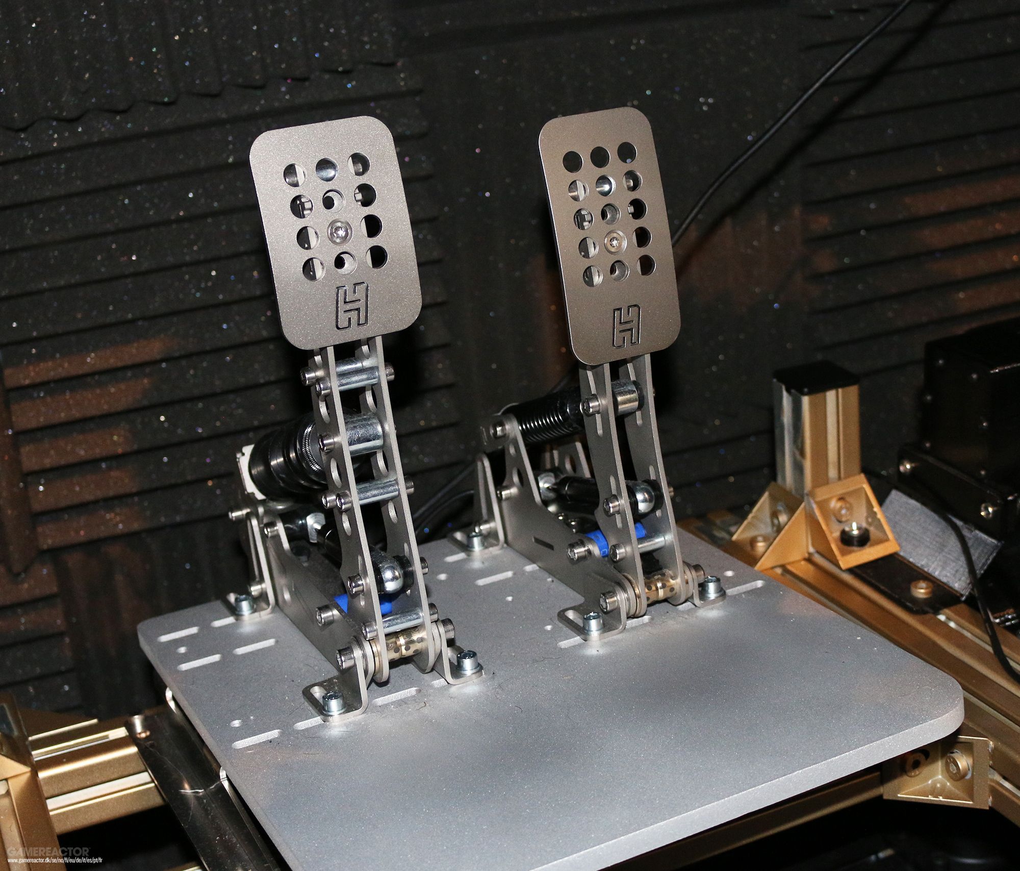 Heusinkveld Sim Pedals Ultimate+