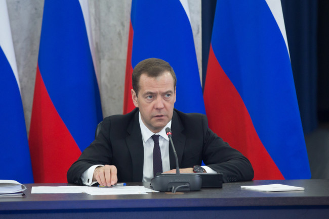 Medvedev warns WORLD WAR III "will undoubtedly begin" if Trump continues "insane course"
