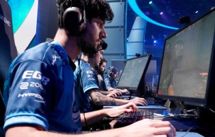First week of Eleague goes allright as Luminosity advance
